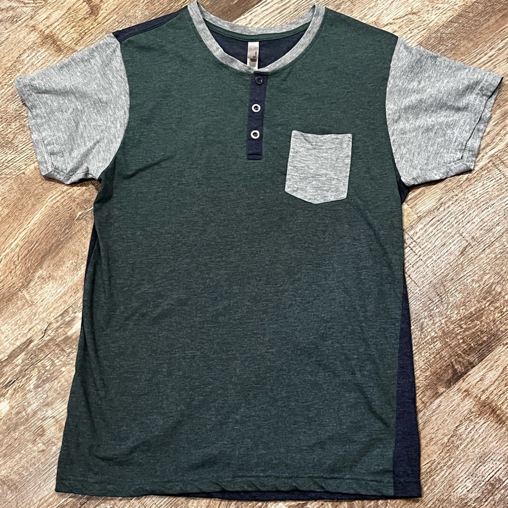 MTL Apparel Green & Blue Men’s T-shirt
